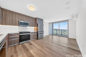 Building Photo - 1500 Rycroft St