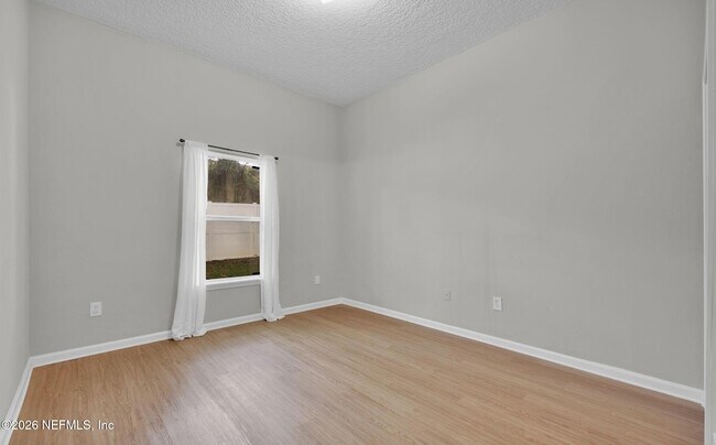 Building Photo - 7047 Deer Lodge Cir