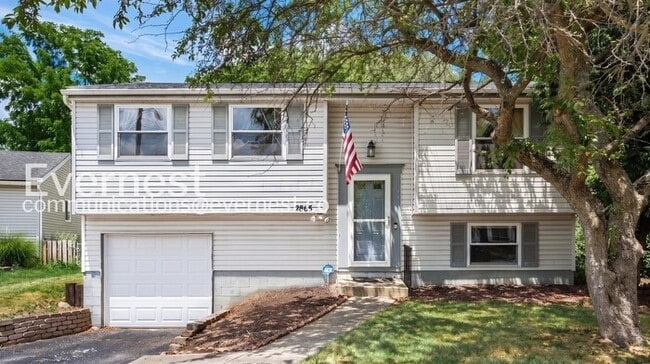 Building Photo - 2865 Chatsworth Way