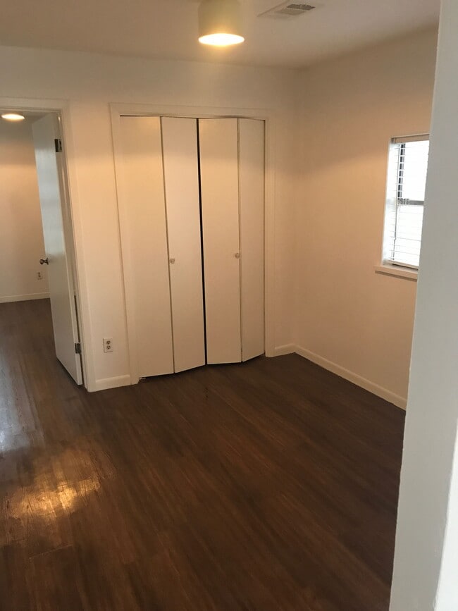 Office or flex space - 1807 Garden St