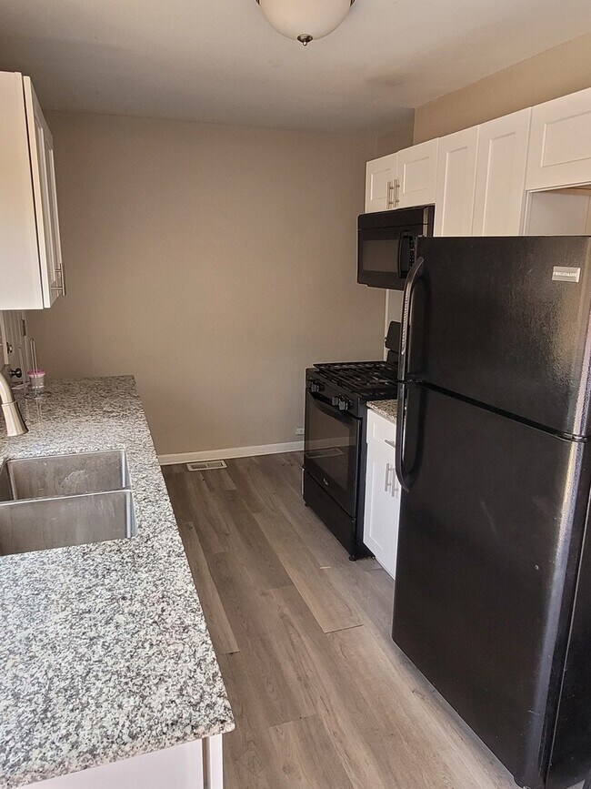 Foto del edificio - 107 Williamsburg Ln