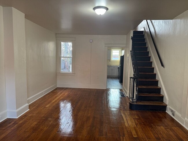 Foto del edificio - 4 Bedroom Home