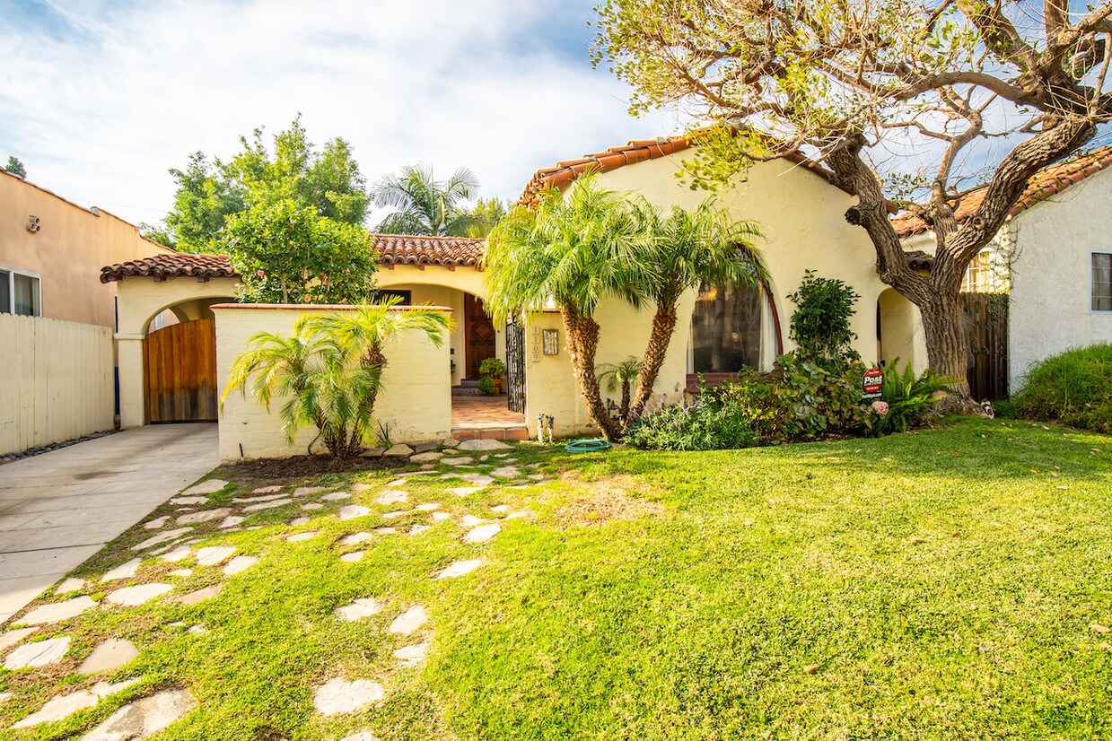 1109 S Clark Dr, Los Angeles, CA 90035 House Rental in Los Angeles