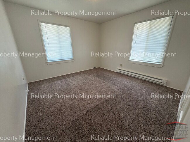 Foto del edificio - 607 Linden Dr