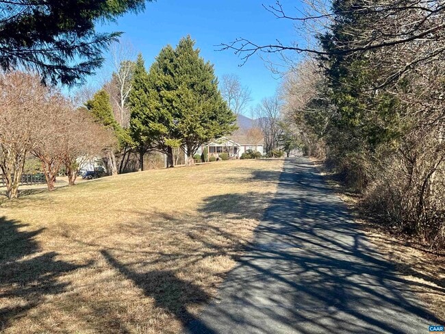 Building Photo - 4678 Garth Rd