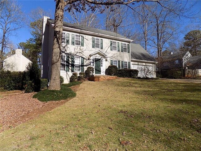 Building Photo - 820 Providence Dr