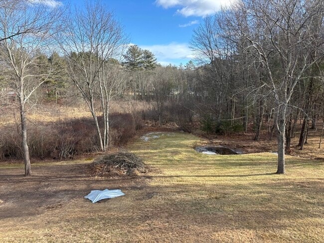 Building Photo - 94 Monroe St