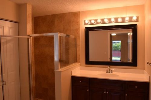 Building Photo - 6172 Azalea Cir