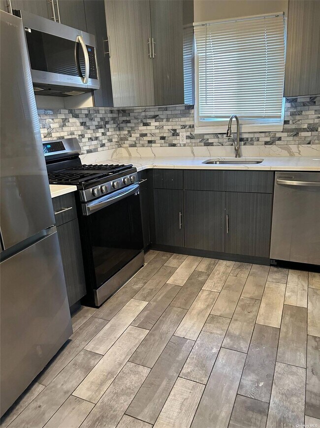 1059 Arthur St, Uniondale, NY 11553 House Rental in Uniondale, NY