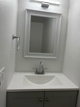 Building Photo - 2185 86th Dr