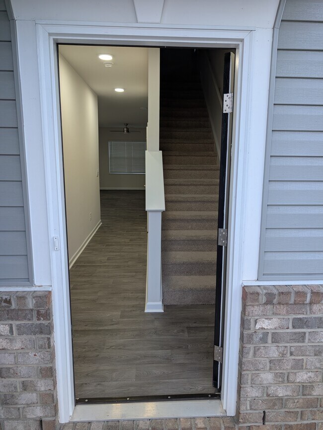 Foto del edificio - 5405 Henley Ridge Dr