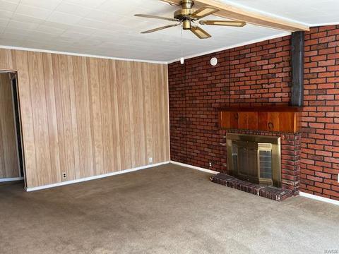 Building Photo - 10749 Decker Ave