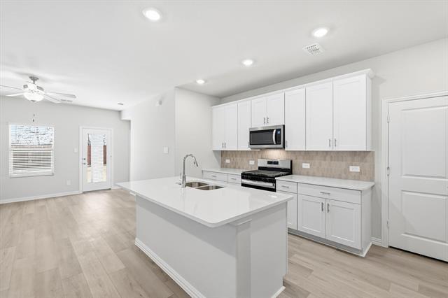 Foto del edificio - 5611 Chasewood Dr