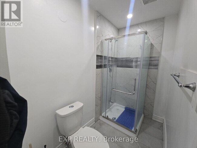 Photo du bâtiment - 20 Gladeside Pl