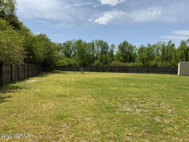 Building Photo - 121 Willard Way