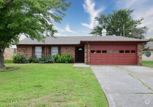 Building Photo - 3117 Chaparral Dr