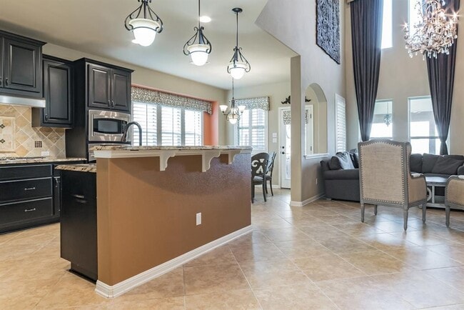 Building Photo - 12301 Fairway Cove
