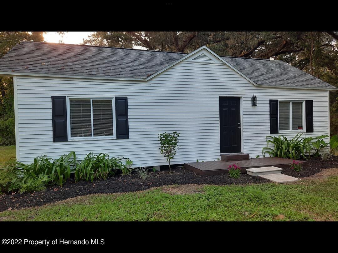 Primary Photo - 9023 Gronde Ave