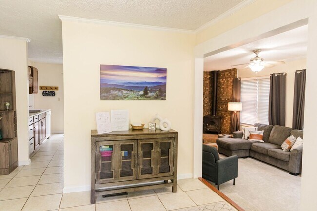 Foto del edificio - 39 Southwicke Dr