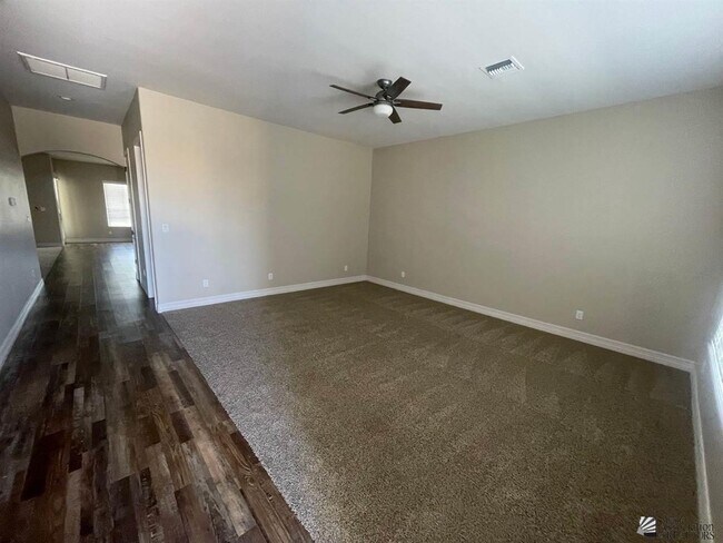 Foto del edificio - 14577 E 47th Ln