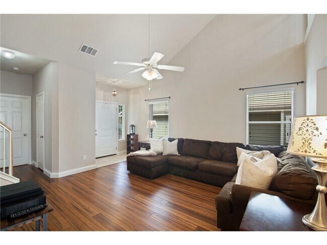 Foto del edificio - 1025 King Cotton Ln