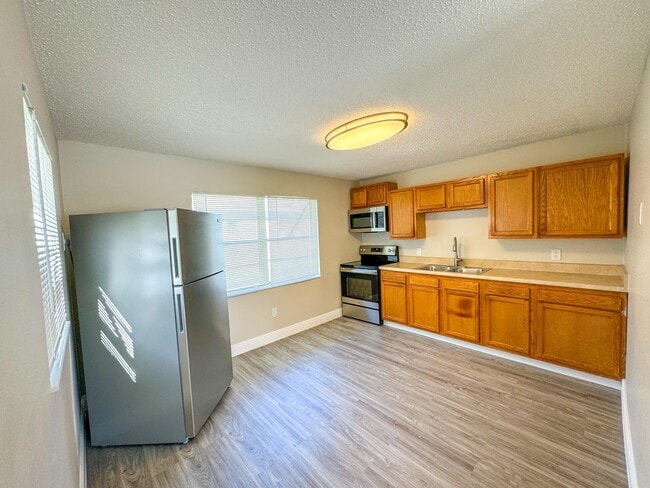 Foto del edificio - 3445 Hi St