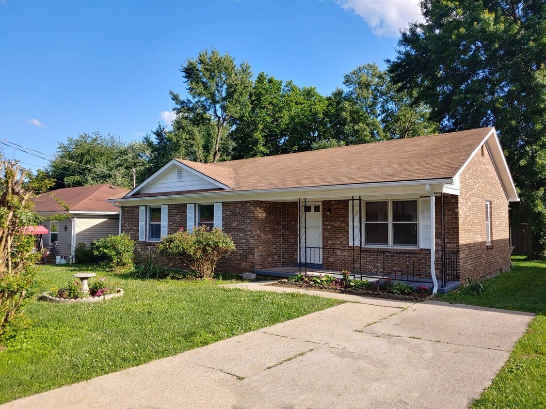 622 Cottonwood Dr, Richmond, KY 40475 House Rental in Richmond, KY