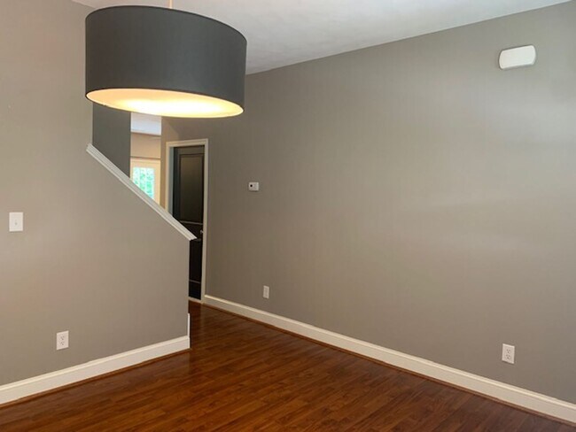 Foto del edificio - Like New Townhome in Old SW! Close to Cari...