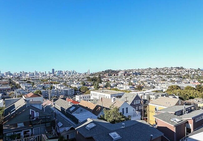 Foto del edificio - "Spacious 3-Bedroom Gem with 2 Full Baths in the Heart of San Francisco – 1938 Sq Ft of Modern Co...