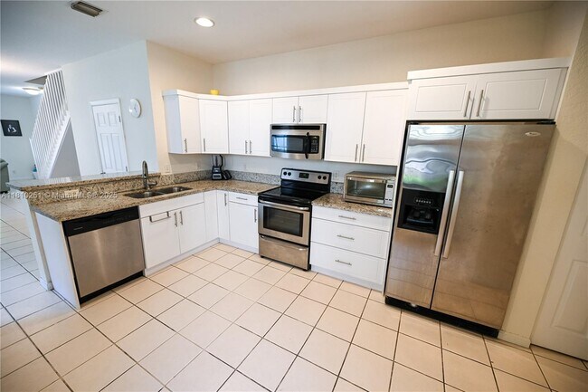 Building Photo - 3963 Orange Tree Ln