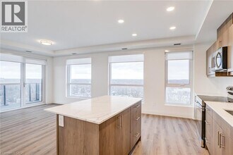 Building Photo - 1333 Weber St E