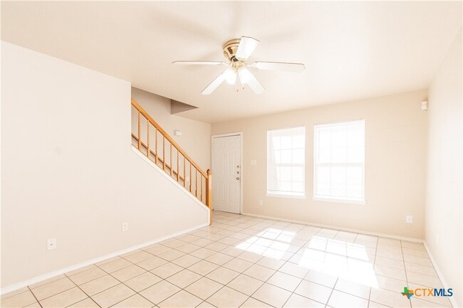 Foto del edificio - 5701 Redstone Dr