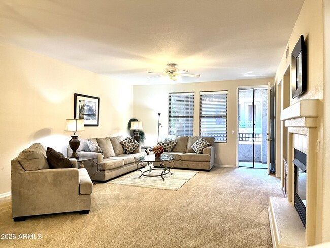 Foto del edificio - 15221 N Clubgate Dr