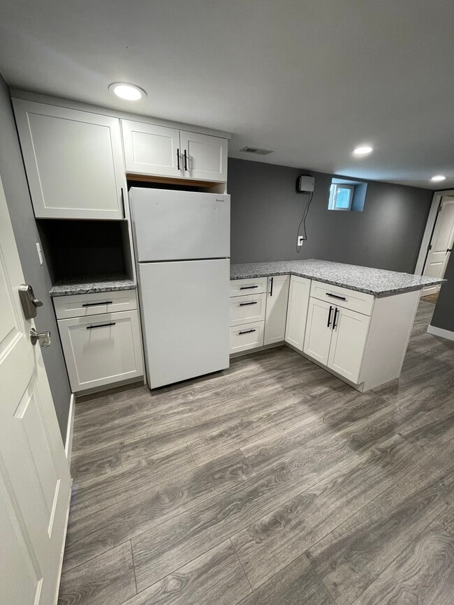 Building Photo - 315 S 300 E