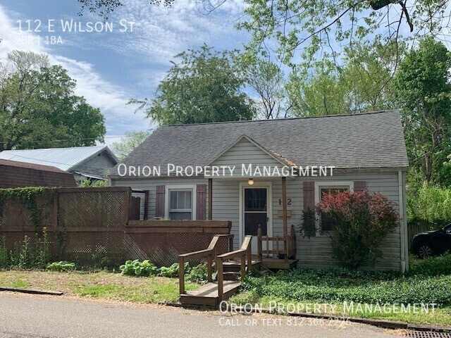 Primary Photo - 112 E Wilson St