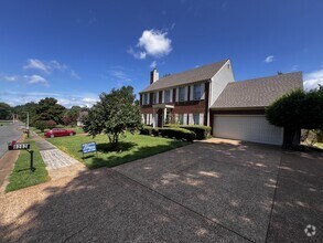 Building Photo - 8282 Linkwood Ln