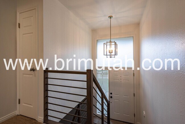 Photo - 1968 Lincoln Ln Townhome