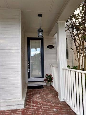 Foto del edificio - Spacious River Point Home Move In Ready! U...