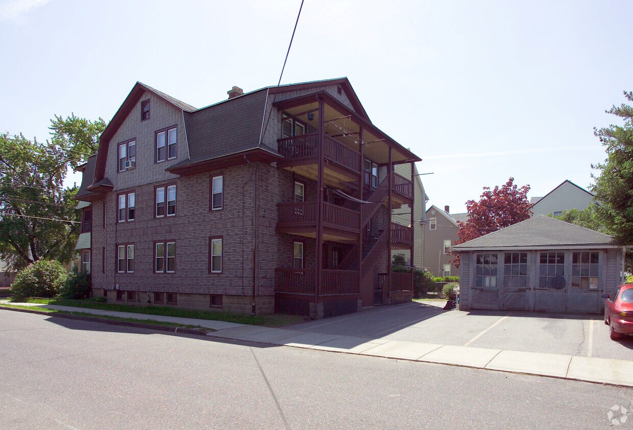 Foto del edificio - 456 Springfield St