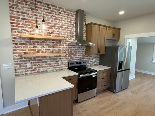 Foto del edificio - 409 W 6th Ave