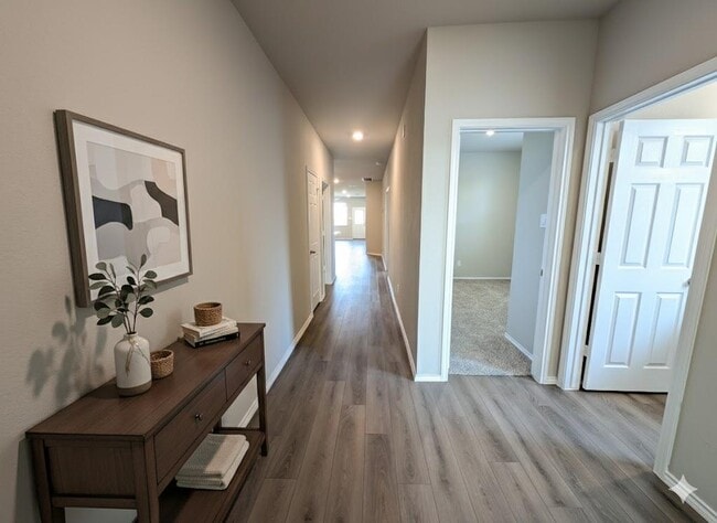 Building Photo - 1134 Stone Vly Rd