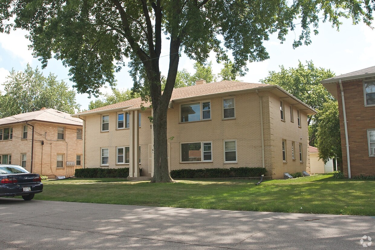 Primary Photo - 7001 W Tripoli Ave