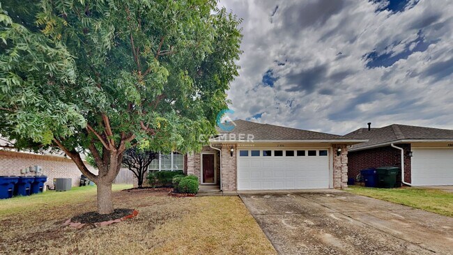 Building Photo - 21886 Pioneer Cir