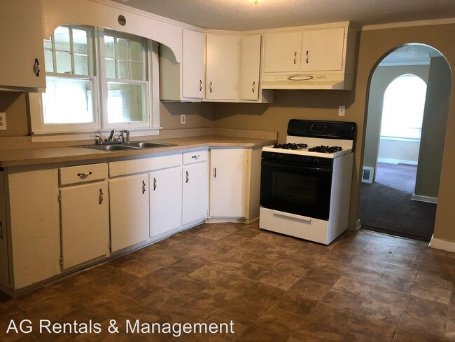 Building Photo - 2 br, 1 bath House - 2518 Sheridan Rd