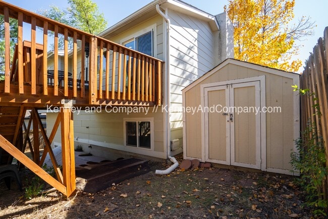 Foto del edificio - 5470 Sacramento Pl