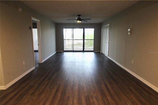 Foto del edificio - 4119 61st Ave Terrace W