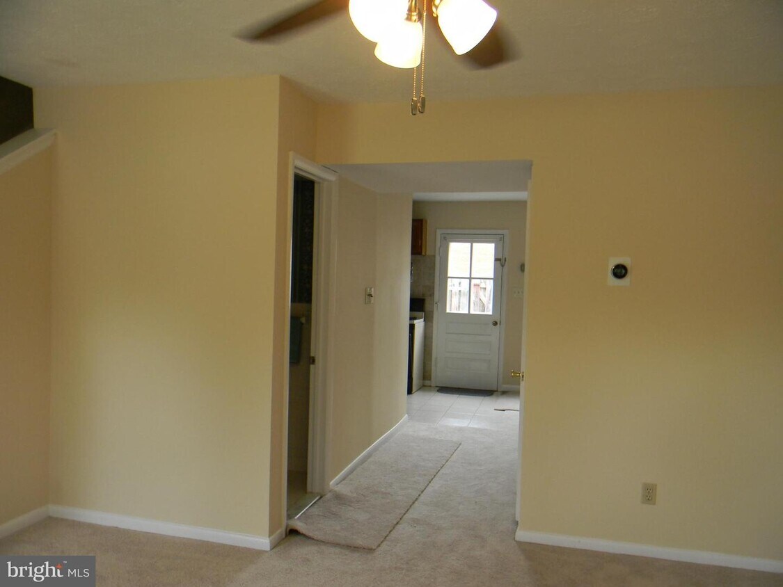 Foto principal - 9007 Portner Ave
