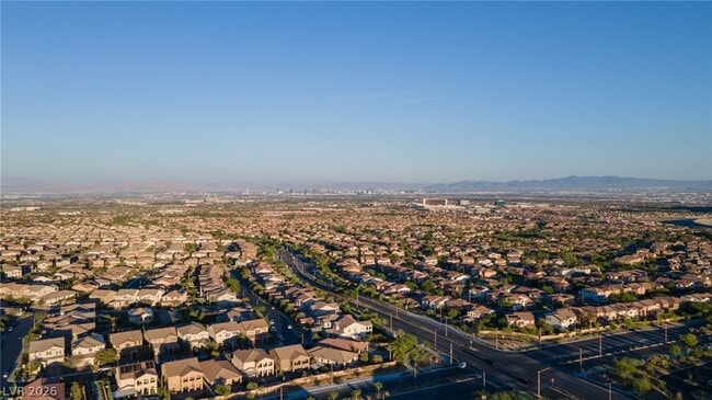 Building Photo - 400 Red Feather Peak Ct