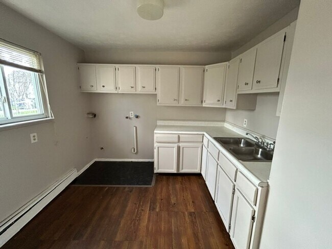 Foto del edificio - 138 Mendel Ct