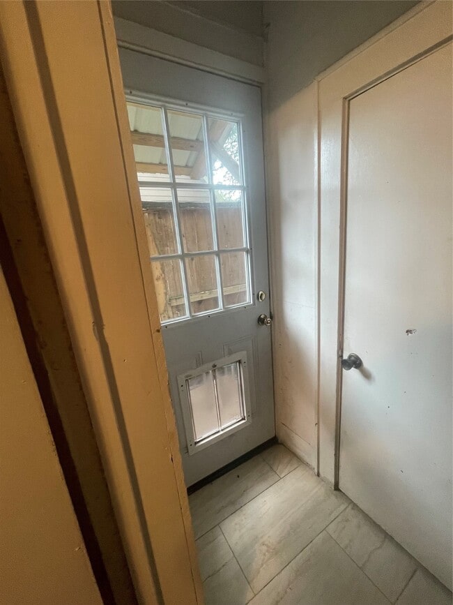 Foto del edificio - 1971 W Lamar St